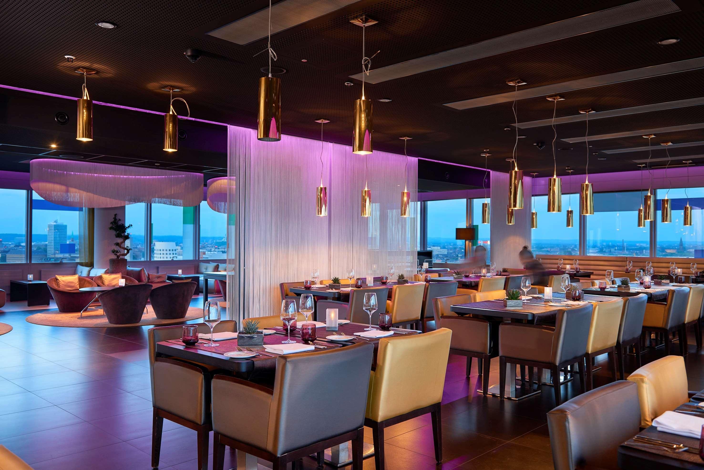Innside By Melia Duesseldorf Hafen Bagian luar foto